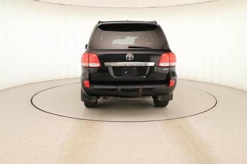 Black 2011 Toyota Land Cruiser V8