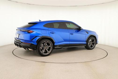 2024 Lamborghini Urus S