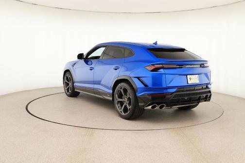 2024 Lamborghini Urus S