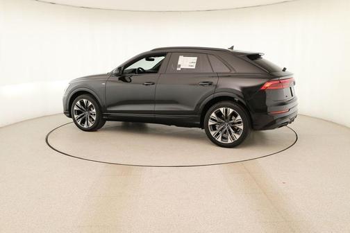 Mythos Black Metallic 2026 Audi Q8 55 Premium