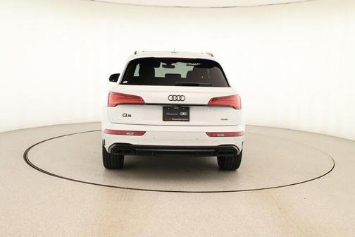 2025 Audi Q5 45 S line quattro Premium