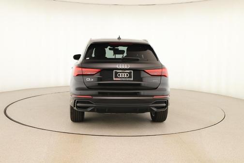 2025 Audi Q3 45 S line Premium