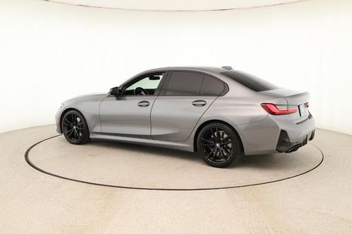 2023 BMW M340 i