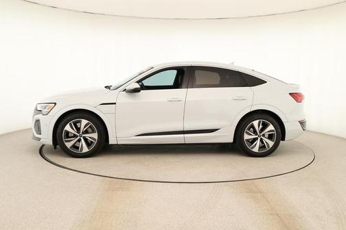 2024 Audi Q8 e-tron S line Premium