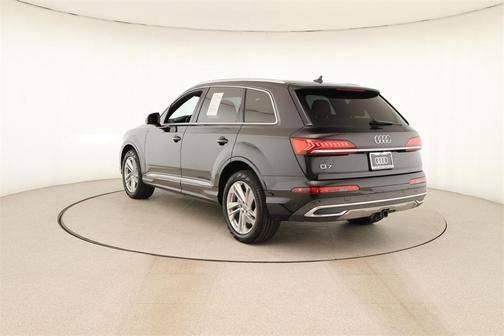 2021 Audi Q7 55 Premium