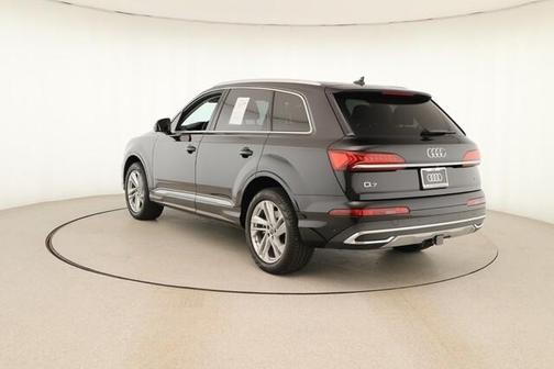 2023 Audi Q7 55 Premium Plus