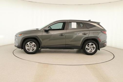 2022 Hyundai TUCSON SE