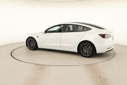 Pearl White Multi 2018 Tesla Model 3 Long Range