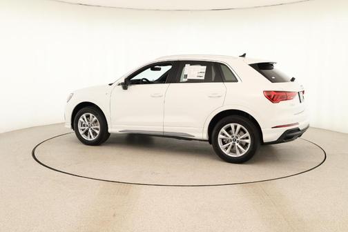 2025 Audi Q3 45 S line Premium