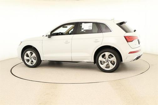 2025 Audi Q5 45 S line quattro Premium