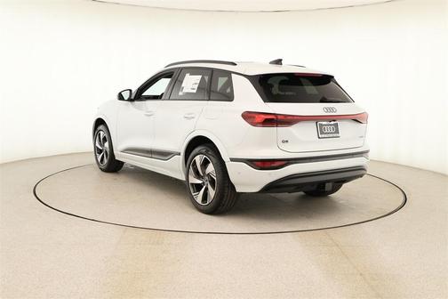 2025 Audi Q6 e-tron Premium