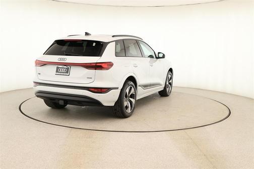 2025 Audi Q6 e-tron Premium