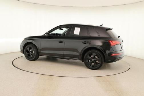 2022 Audi Q5 40 Premium Plus