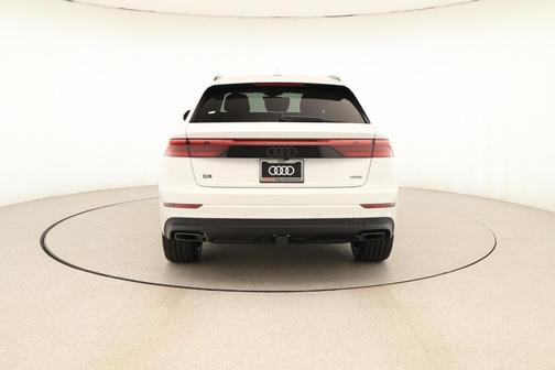 2025 Audi Q8 55 Premium