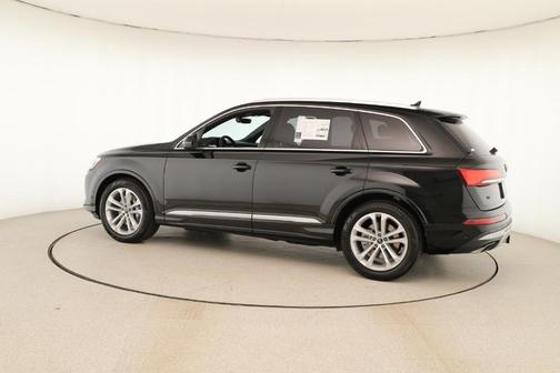 2026 Audi Q7 55 Premium Plus