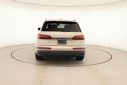 2023 Audi Q7 55 Prestige