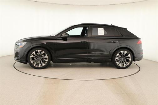 2025 Audi Q8 55 Premium