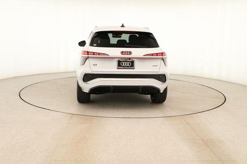 Glacier White Metallic 2026 Audi Q3 S line