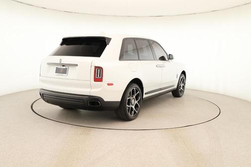 2022 Rolls-Royce Cullinan Black Badge