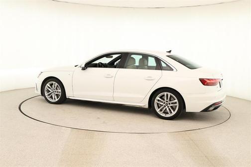 2023 Audi A4 45 S line Premium Plus