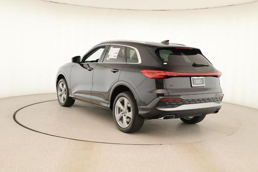 2025 Audi Q5 2.0T quattro Premium