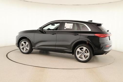 2025 Audi Q5 2.0T quattro Premium