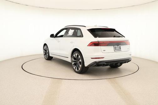 2025 Audi Q8 55 Premium