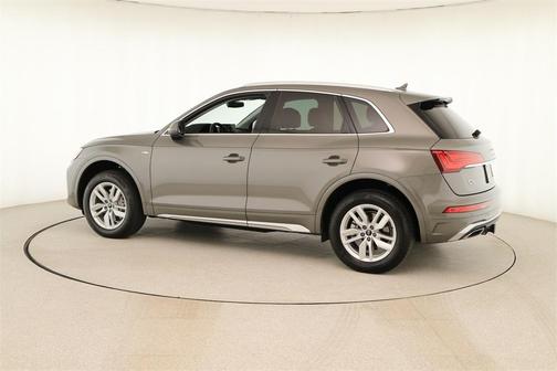2023 Audi Q5 45 S line quattro Premium