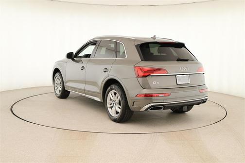 2023 Audi Q5 45 S line quattro Premium