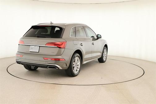 2023 Audi Q5 45 S line quattro Premium