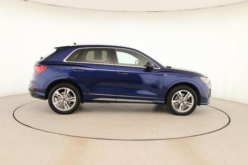 2023 Audi Q3 45 S line Premium