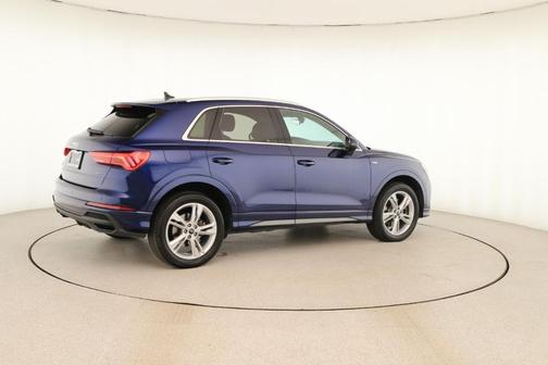 2023 Audi Q3 45 S line Premium