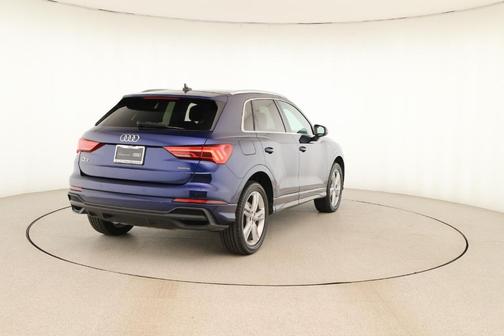 2023 Audi Q3 45 S line Premium