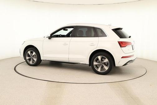 2023 Audi Q5 40 Premium