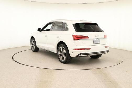 2023 Audi Q5 40 Premium