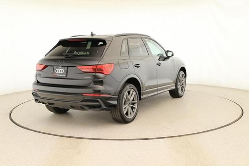 2025 Audi Q3 45 S line Premium