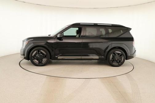 Aurora Black Pearl 2024 Kia EV9 GT-Line