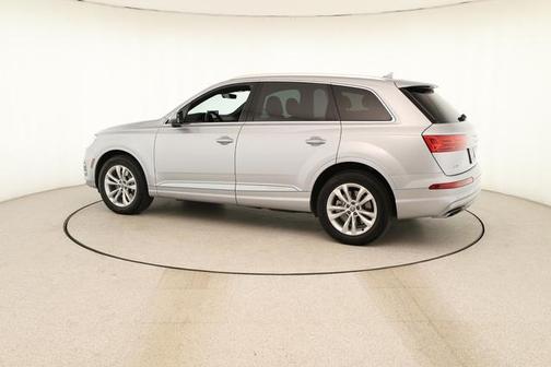 Florett Silver Metallic 2018 Audi Q7 3.0T Premium Plus