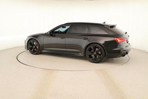 Mythos Black Metallic 2023 Audi RS 6 Avant 4.0T quattro