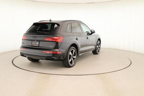 2024 Audi Q5 45 S line quattro Premium