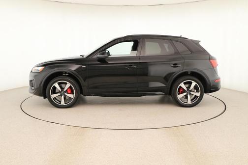 2024 Audi Q5 45 S line quattro Premium