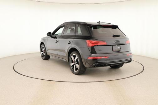 2024 Audi Q5 45 S line quattro Premium