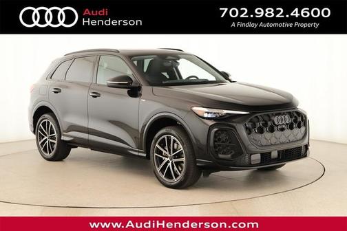 Mythos Black Metallic 2026 Audi Q5 PLUS