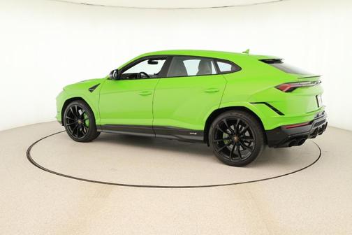 2023 Lamborghini Urus S