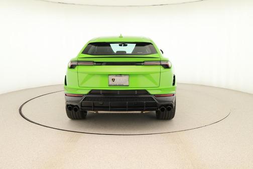 2023 Lamborghini Urus S