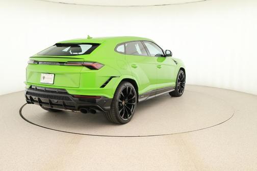 2023 Lamborghini Urus S