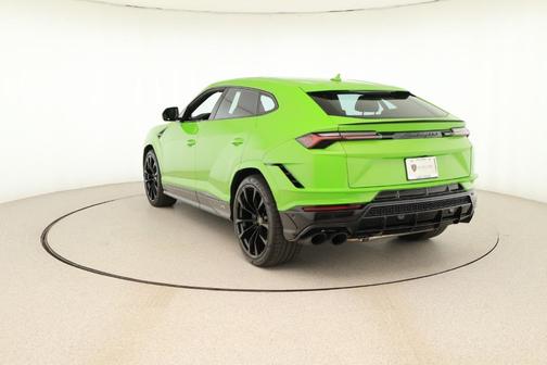 2023 Lamborghini Urus S