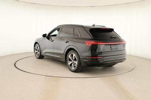 2024 Audi Q8 e-tron Premium