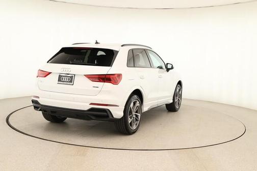 2025 Audi Q3 45 S line Premium