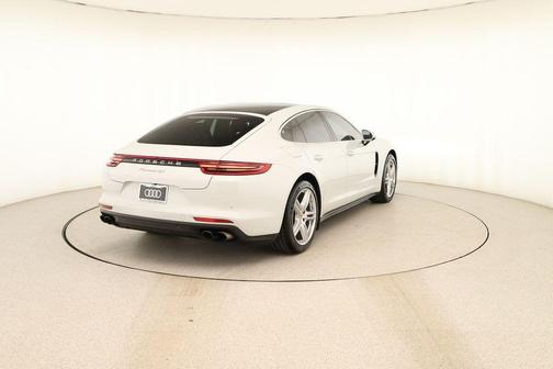 Carrara White Metallic 2018 Porsche Panamera 4S